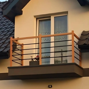 Balustrada Balkonowa Zewnętrzna z Rurkami w Poziomie - Kompletna Balustrada Barierka Drewniano Stalowa na Wymiar do Samodzielnego Montażu